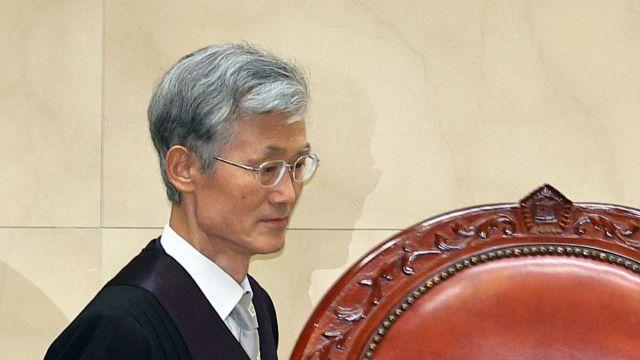 현직 판사,  조희대에 공개 질의 