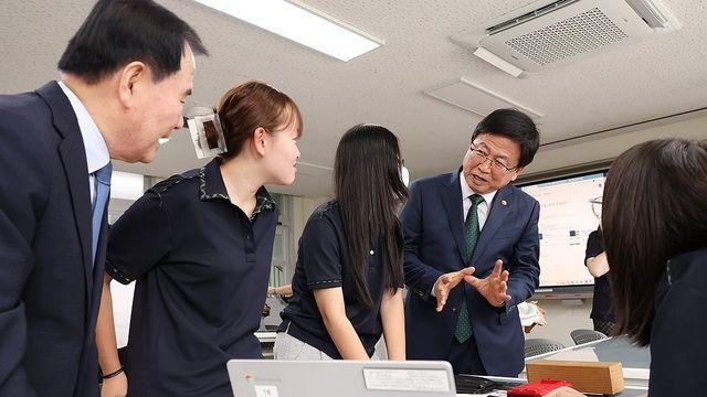 '고교학점제 개선안 발표' 돌연 취소…