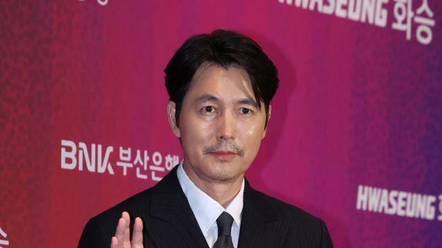 [30th BIFF] ‘혼외자→결혼설’ 정우성, 부국제서 포착 “출연작 없어 아쉬워” (부일영화상)
