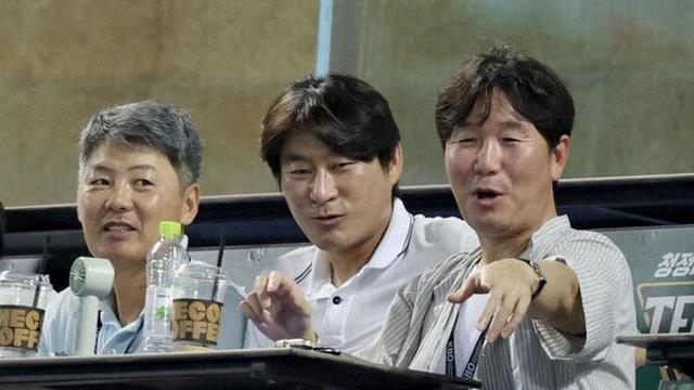 류지현 감독, 한국계 빅리거들 만난다…WBC 참가 의사 타진