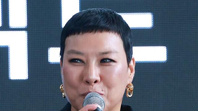 [NC포토] 전영주, 인간 황소 (제30회 부산국제영화제)