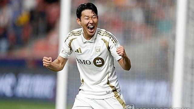 역시 손흥민, 인성도 최고! MLS 첫 해트트릭→동료들 먼저 챙겼다 