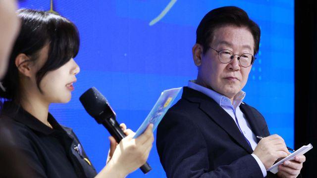 성차별을 '갈등'으로 본 李대통령…