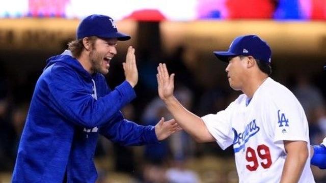 류현진이 함께했던 MLB 전설, 이정후 상대로 마지막 등판 나선다…커쇼 은퇴 확정