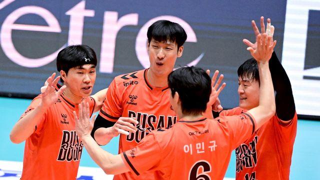 '송희채 21점' OK저축은행, 한국전력 꺾고 컵대회 결승 선착