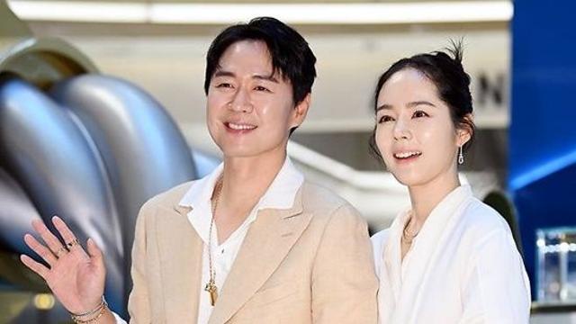 연정훈, '1박 2일' 하차 1년만 깜짝 근황…홀로 유럽행 
