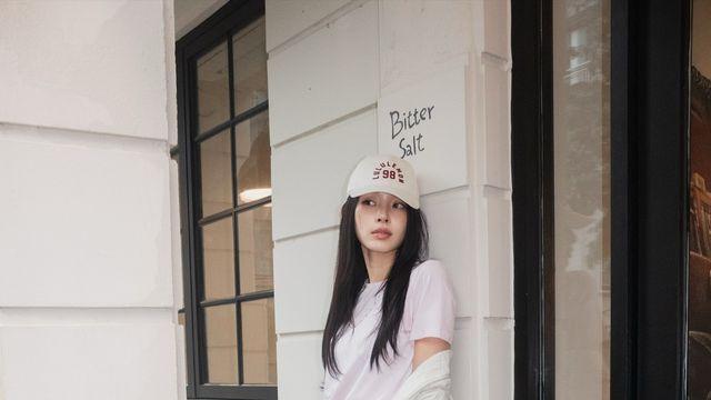 인플루언서 박지원, 화이트 × 그레이 톤으로 완성한 가을 데일리룩 꿀팁