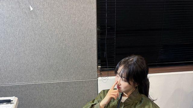 카키 점퍼로 완성한 무심한 간지, 박보영의 캐주얼 무드