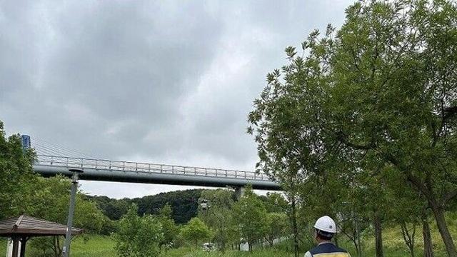 파주시, 무인기(드론) 활용한 친환경 모기 유충 방역 실시
