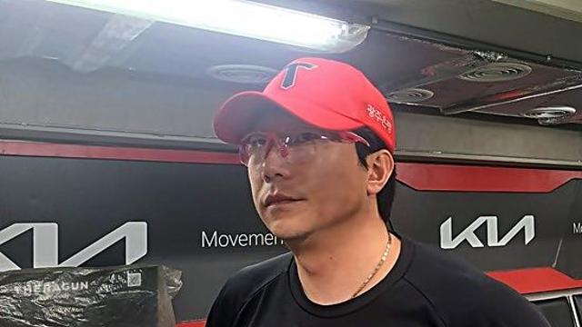 '11년 연속' 100K·규정이닝 금자탑…최초 대기록에도 '대투수' 얼굴 굳었다 왜? 