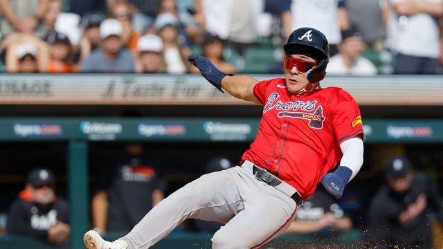 MLB 김하성, 8경기 연속 안타…9회 역전 결승 득점 활약