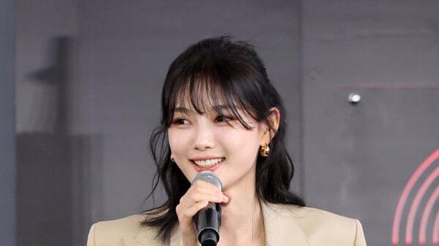 김유정·김도훈, 베트남 목격담에 '열애설' 헤프닝
