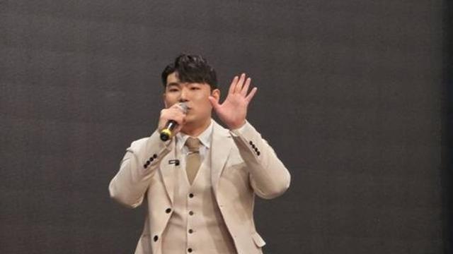 [지역 트로트★] '안산 나훈아' 꿈꾸는 윤성준, 상인회·축제 섭렵 
