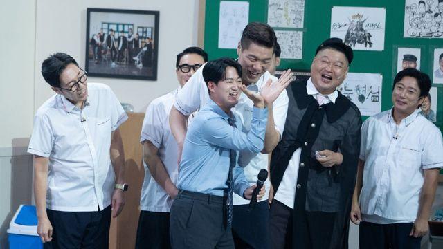 ‘아는 형님’ 500명 전학생 온다! 500회 맞아 최초 공개 방송