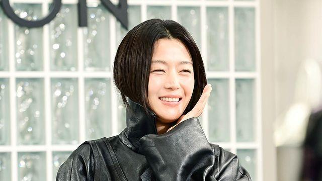 전지현, '북극성' 속 대사에 中 네티즌 뿔났다…광고 중단까지 [엑's 이슈]