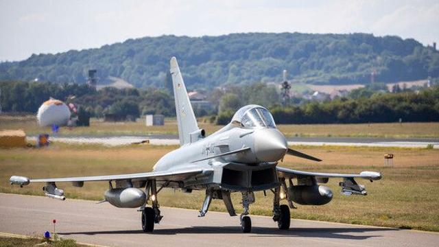 러 정찰기 발트해 상공서 포착…독일, 전투기 2대 출격