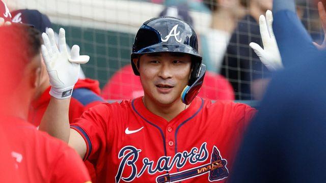 김하성, 시즌 5호 홈런 폭발…9경기 연속 안타 행진까지