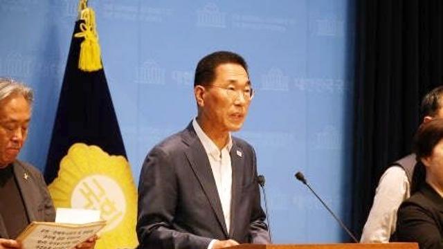 김주영 “유기·방치 야생동물 보호시설 포화” [생생국회]