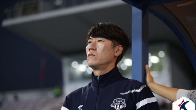[IS 수원] ‘3연패’ 빠진 김은중 감독 “강원의 완성도 높아, 승패는 분위기 싸움”