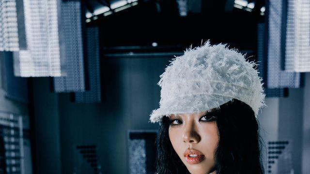 영빈, 부산 소녀에서 가요계 돌연변이로… “마음껏 음미하세요” [IS인터뷰]