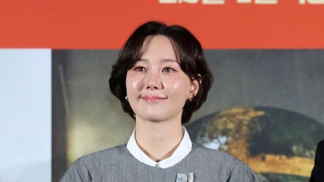 이유영, 득녀 1년 만에 비연예인과 결혼식