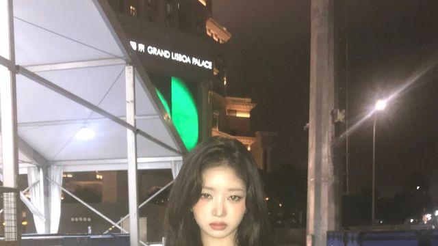 아이브 레이, 블랙 체인 스타일로 뿜어낸 카리스마