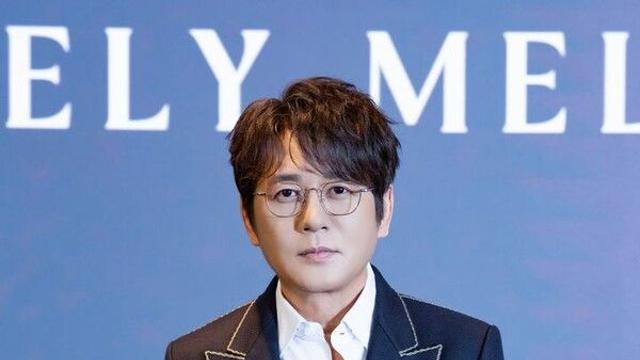 '애이불비' 신승훈, 35주년 발라드 '철벽수비' 황태자