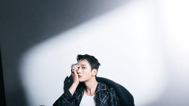 안보현, 몽환적 분위기+카리스마 ‘가을 남자 향기’ 물씬