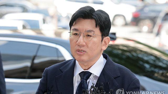 [2보] 경찰, '1천900억 부당이득 혐의' 방시혁 7일 만에 재소환