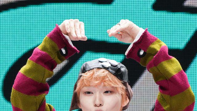[포토] 킥플립 케이주, 하트 날리는 고양이
