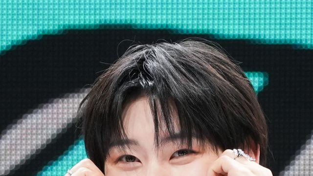 [포토] 킥플립 계훈, 러블리에 빠져든다