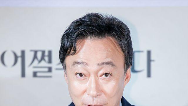 '어쩔수가없다' 이성민