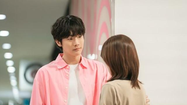 김준호, 시험지 유출 소년→정인선의 남자 됐다… 다정美 뽐내며 첫 등장 (화려한날들)