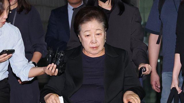 한학자 총재, 구속심사서 