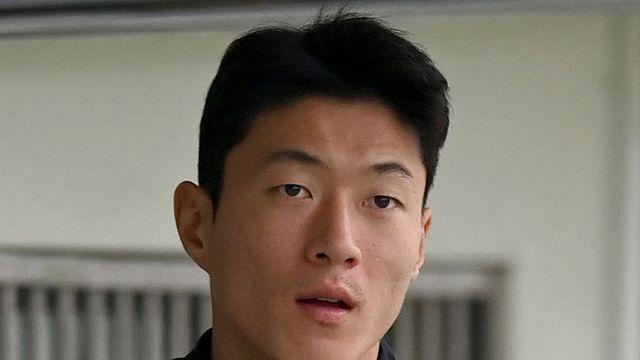 대한축구협회 “황의조 국내 축구 활동 불가 ‘준 영구제명’ 상태”