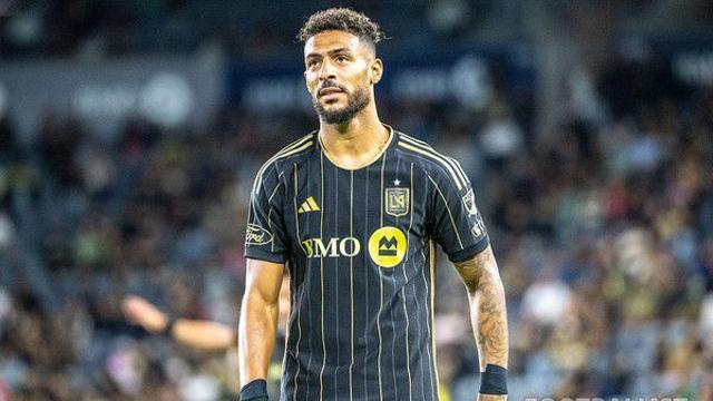 ‘손흥민 짝꿍’ 부앙가, 해트트릭으로 MLS 사상 첫 3시즌 연속 20골 고지… 메시와 득점왕 경쟁