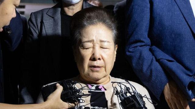 '통일교 게이트' 한학자 구속심사 출석…휠체어 탄 채 묵묵부답