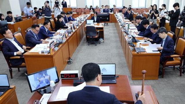 행안위, 정부조직법 與 주도 통과…검찰청 폐지·기재부 분리