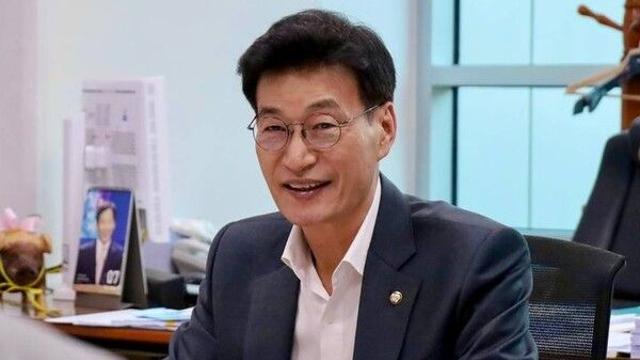 與, 국힘 장외 집회에 