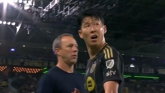 '손흥민! 빨리빨리 안 나가!?' 대기심 재촉에 분노?…SON 화 내자 팬들도 '깜짝'→