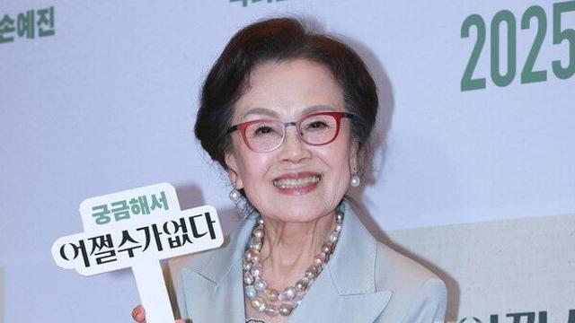 [NC포토] 정영숙, '어쩔수가없다' 보러 왔어요~
