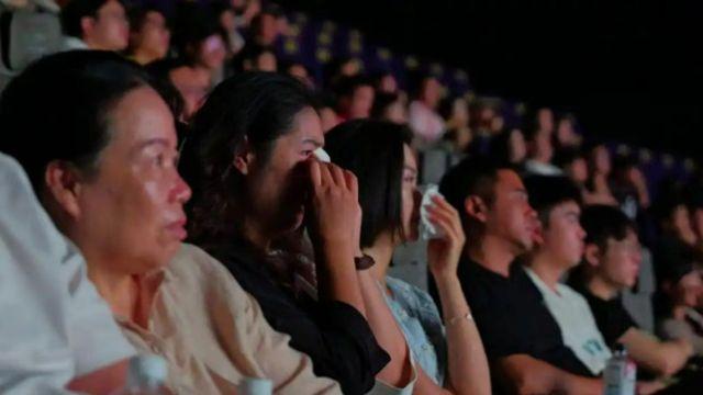 학교까지 닫으며 외출 주의…전 세계가 주목한 충격 영화에 일본인들 ‘긴장’