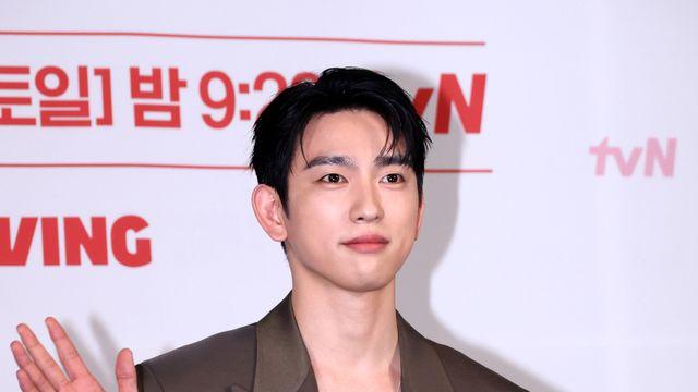 박진영, 생일 맞아 1억 기부… “사랑 돌려드리고 싶어”