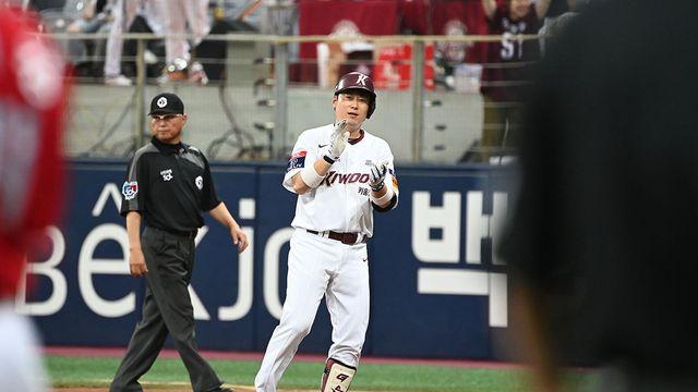 둘이 합쳐 '30억' 키움 베테랑들, 드디어 돌아왔다…이형종 1군 등록→이원석 동행 시작 [수원 현장]