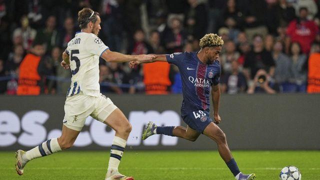 낮에 대입시험 치르고 밤에 리그 경기 뛴 PSG 유망주 음바예