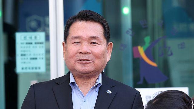 신경호 강원교육감 뇌물수수 혐의 1심 당선무효형…징역형 집유(종합)