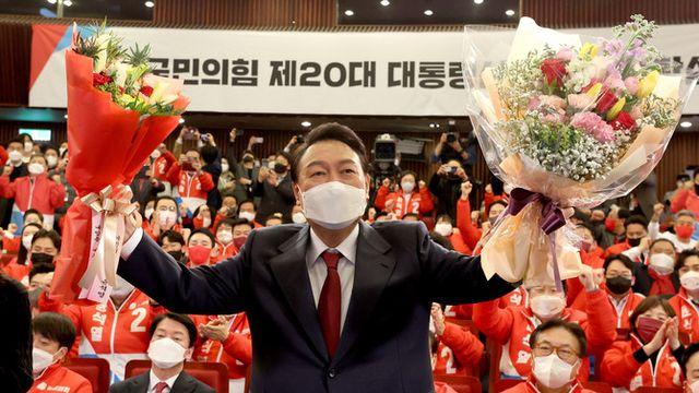 [숏폼] 끝내 구속된 '독생녀'…통일교 '정교유착 국정농단' 실체는?