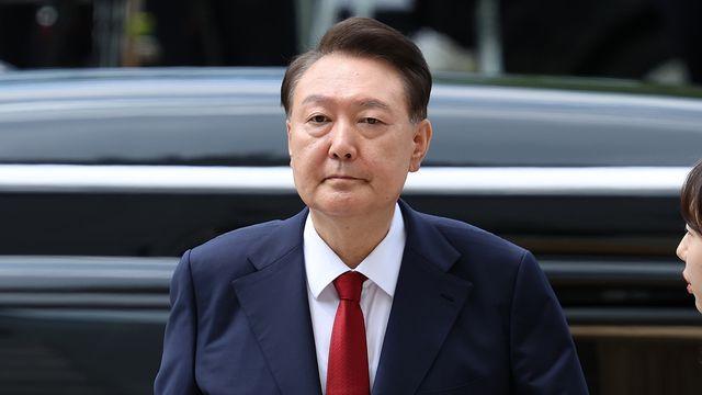 [속보] “윤석열 전 대통령, 구치소 담당자에 24일 특검 불출석 의사 전달”