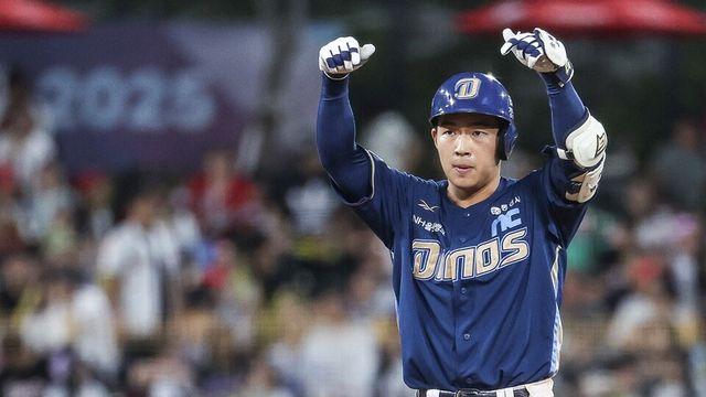 '롯데 초비상!' 시즌 마지막 '낙동강 더비'서 발목 잡혔다…'김휘집 8회 역전타' NC, 4-2 재역전승 수확 [울산:스코어]