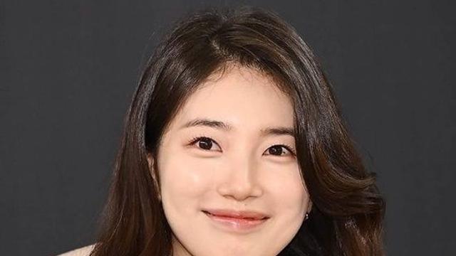 수지, 14년 만에 뺀 '눈동자 옆 점' 시절 어땠길래…